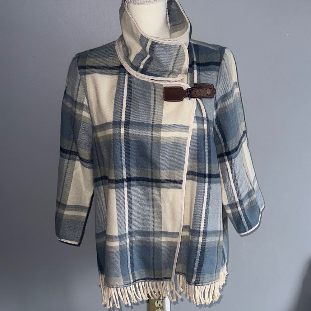 Multiples Plaid Jacket! - Picture 6 of 15